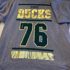 U of O PINK crew neck sweater